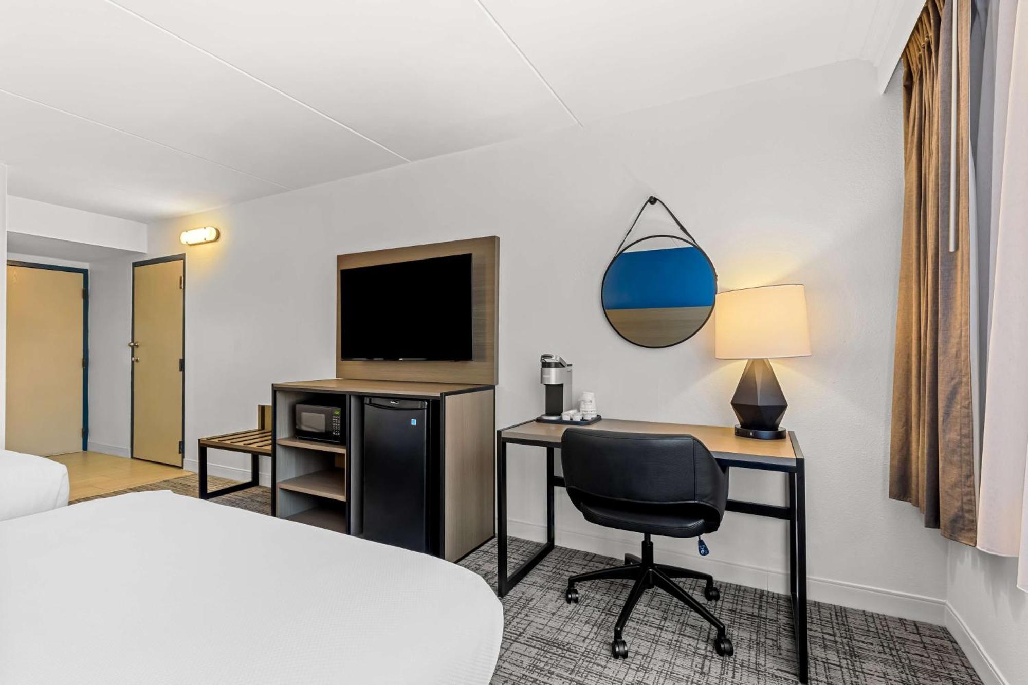 Best Western Plus Lower South End Charlotte Bagian luar foto