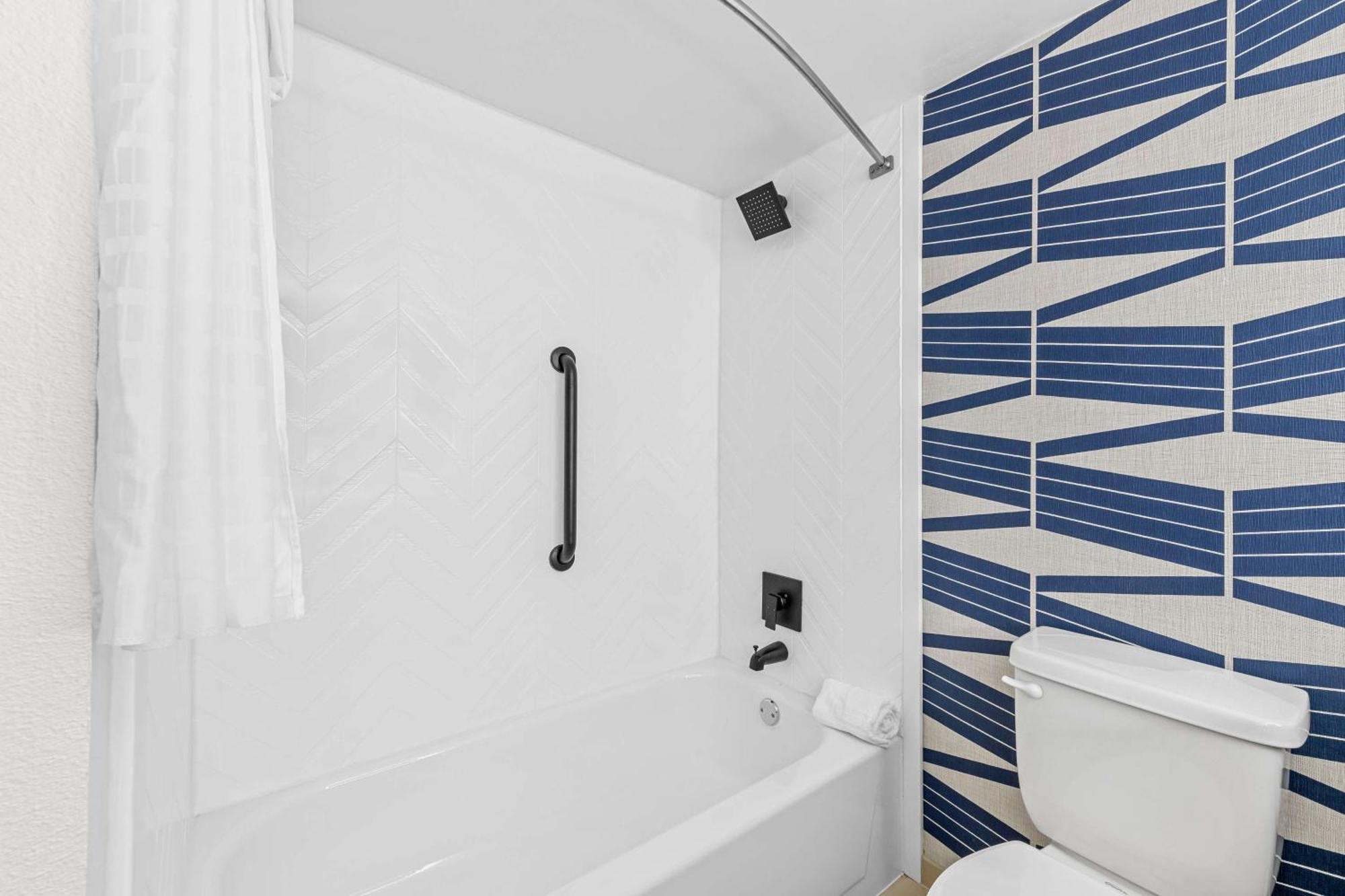 Best Western Plus Lower South End Charlotte Bagian luar foto
