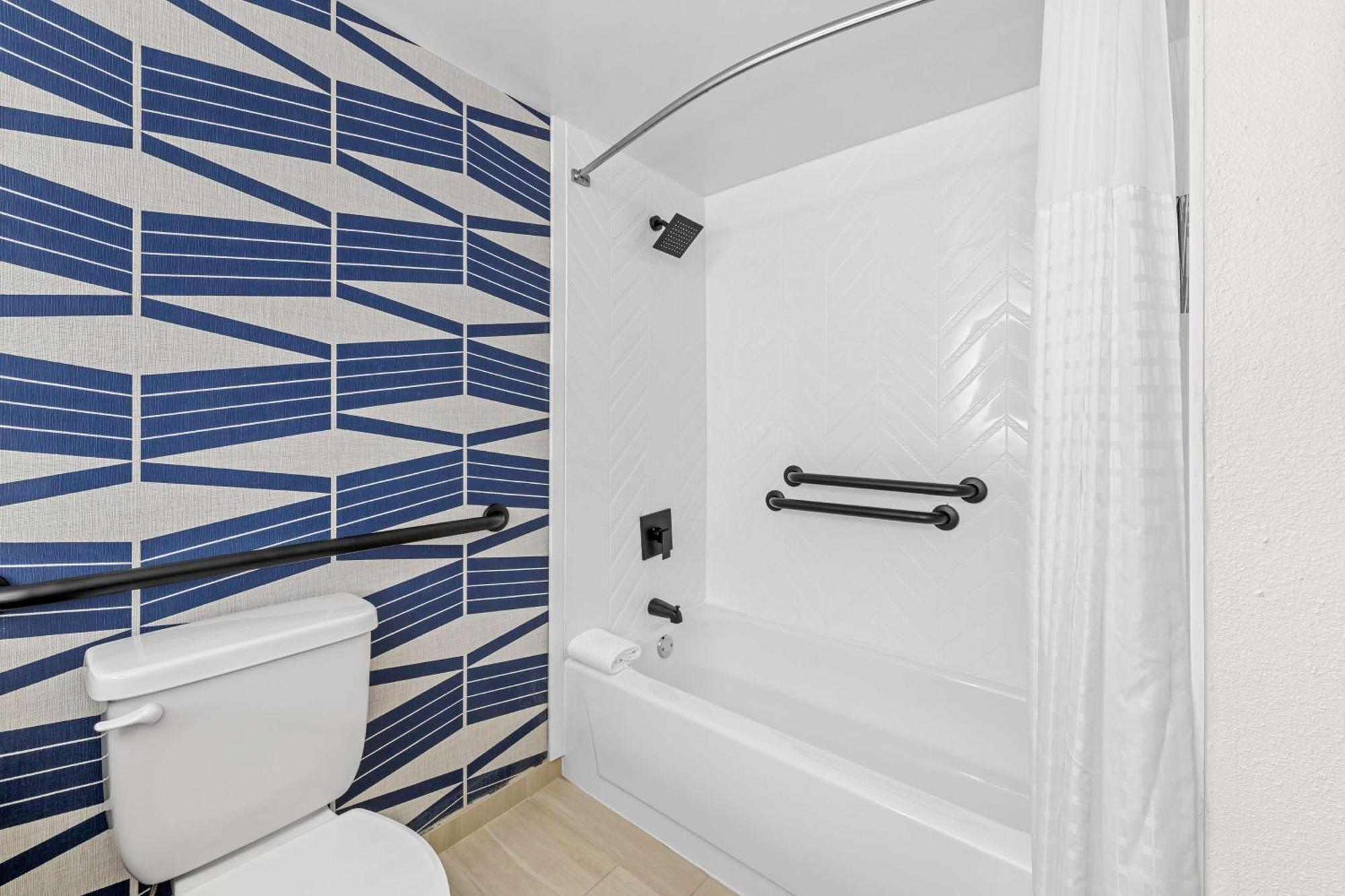 Best Western Plus Lower South End Charlotte Bagian luar foto