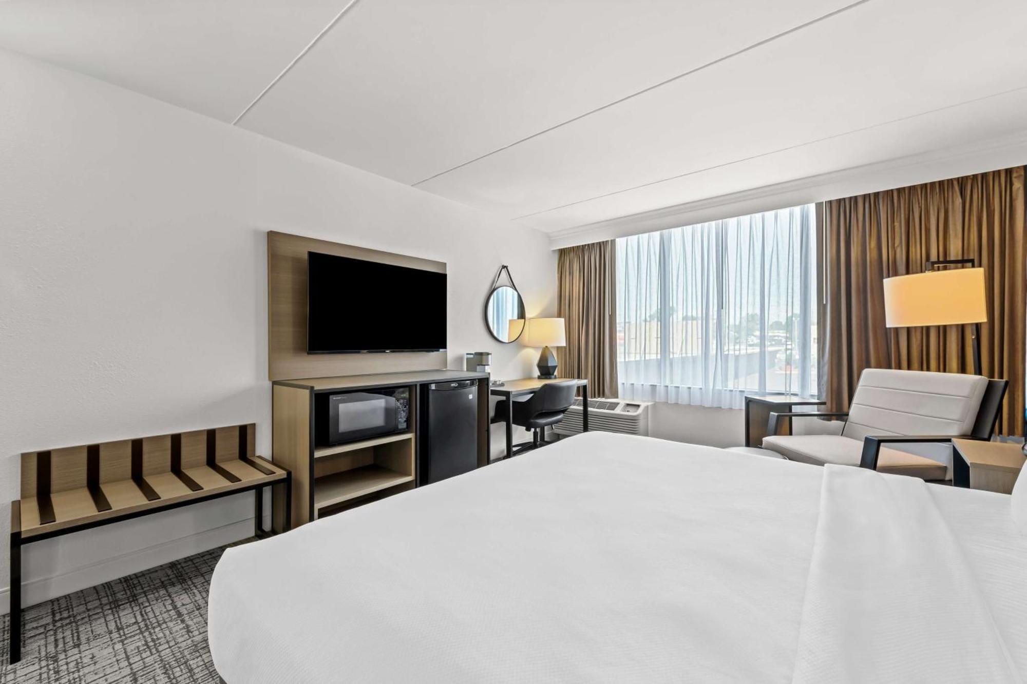 Best Western Plus Lower South End Charlotte Bagian luar foto