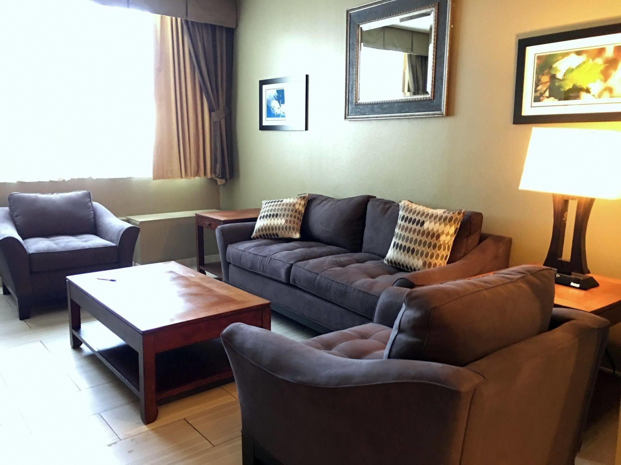 Best Western Plus Lower South End Charlotte Bagian luar foto