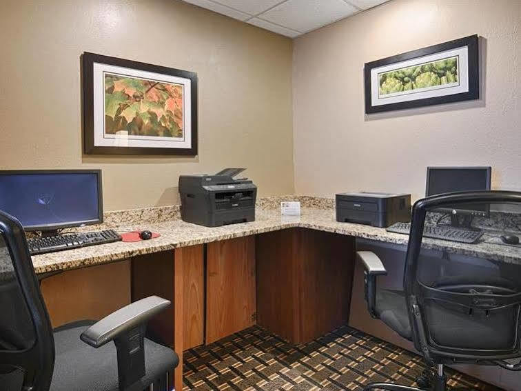 Best Western Plus Lower South End Charlotte Bagian luar foto